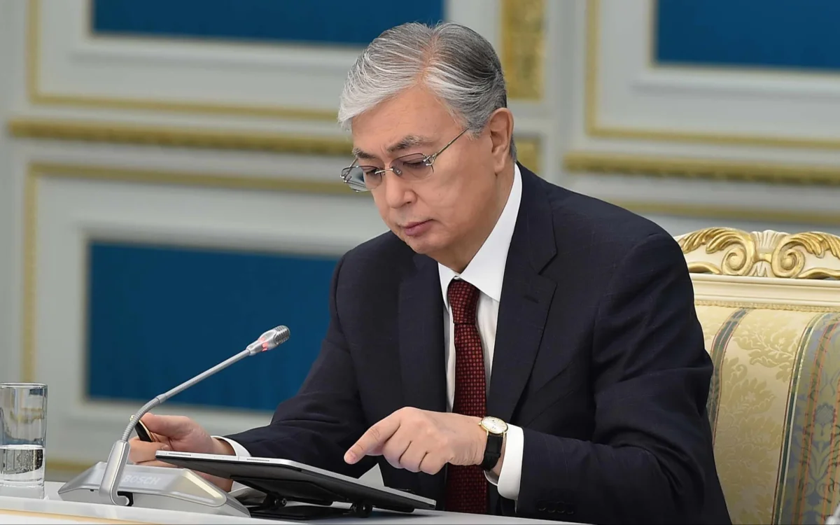 Тоқаев мәслихаттардың өкілеттігін мерзімінен бұрын тоқтатты