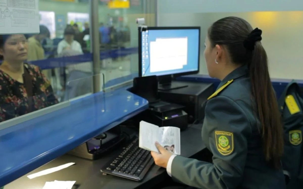 Қазақстан әуежайларында жалған құжатпен өтпек болған 19 шетелдік анықталды