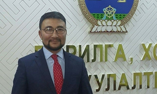 АСҚАР ШАЙМАРДАНҰЛЫ: БАЯН-ӨЛГЕЙДЕ КІТАП ОҚУҒА ҚҰШТАР ЖАСТАРДЫҢ КӨПТІГІ ҚУАНТАДЫ