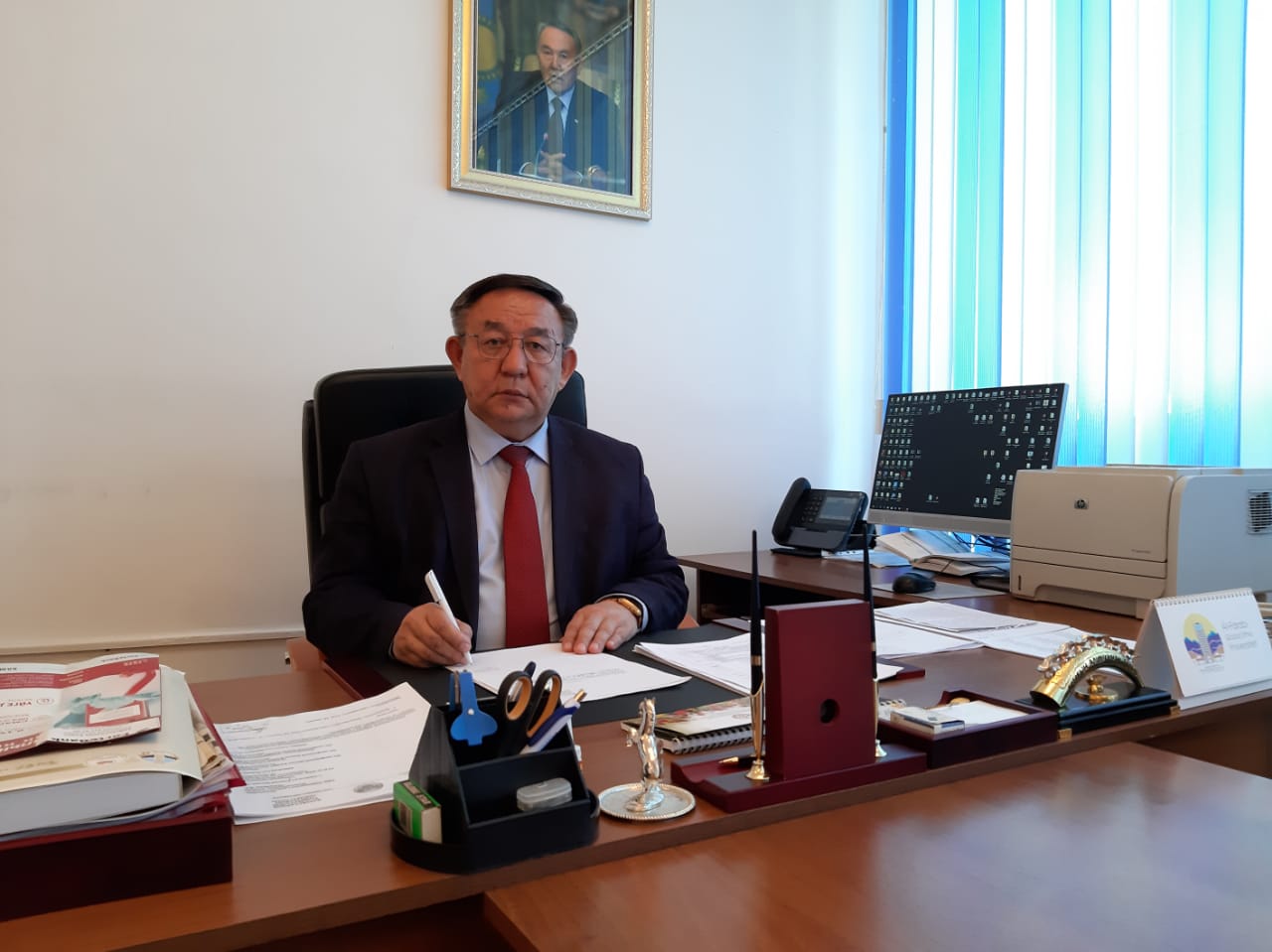 "Шеттегі қандастардың ана тілін білмеуі - жан жаққа шашыраған ұлттың тағдыры"