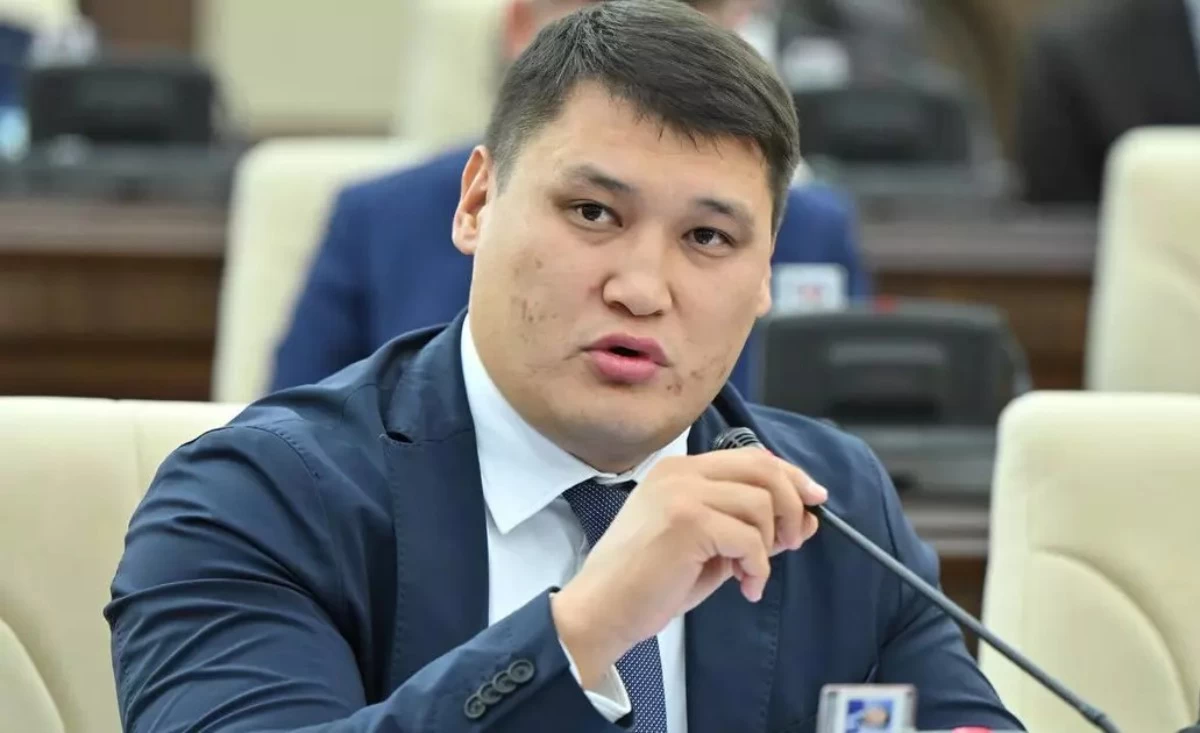 Руслан Берденовке жасалған қастандық: Шымкентте сот отырысы басталды