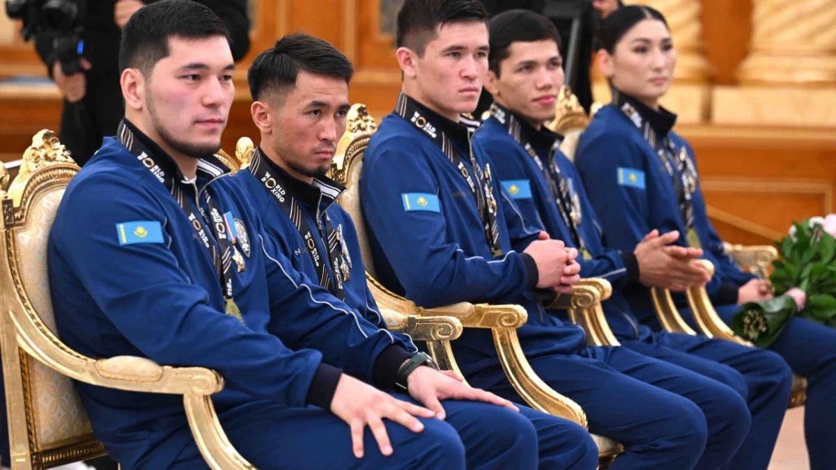 100 мың доллар: Бокстан әлем чемпиондары сыйақы беріледі