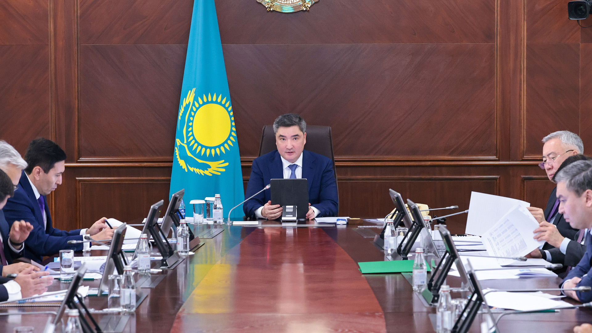 Бектенов қай өңірдің әкімдеріне ескерту берді?