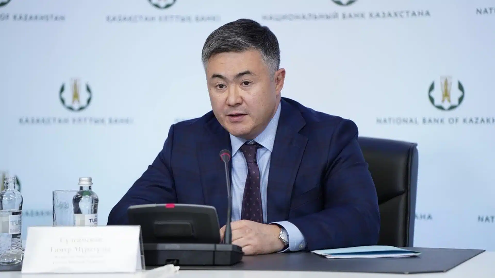 «1,7 млрд теңге сыйақы»: Сүлейменов желіде тараған қауесетке жауап берді (ВИДЕО)