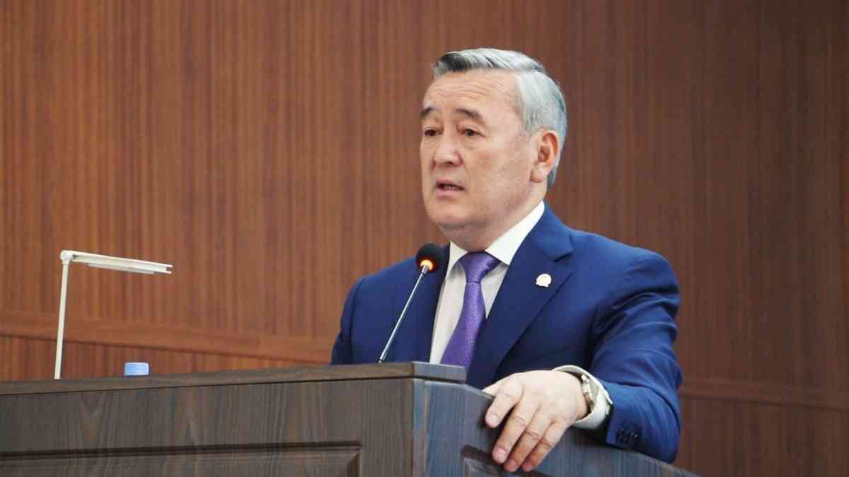 Қоқыстан ақша жасаған: Алматы облысында экс-әкімге үкім шықты