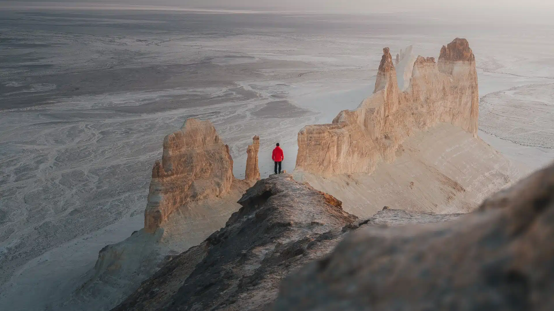 Британдық фотограф Бозжыра шатқалына тамсанып, жазба жариялады