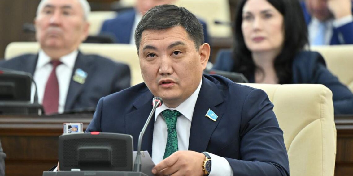 Желідегілер Бақытжан Базарбекті вице-президент лауазымына ұсынып жатыр