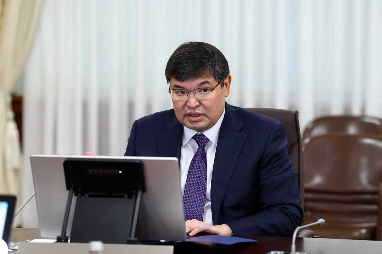 Ер адамдар жатыр мойны обырына тексерілген: медицинадағы сорақы деректер жарияланды