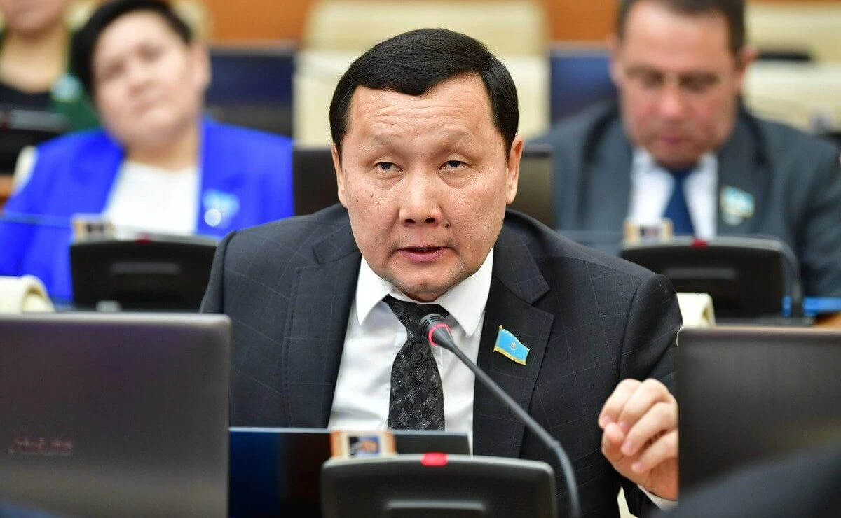 Депутат Түркістан мен Жамбыл облыстарындағы проблеманы атады