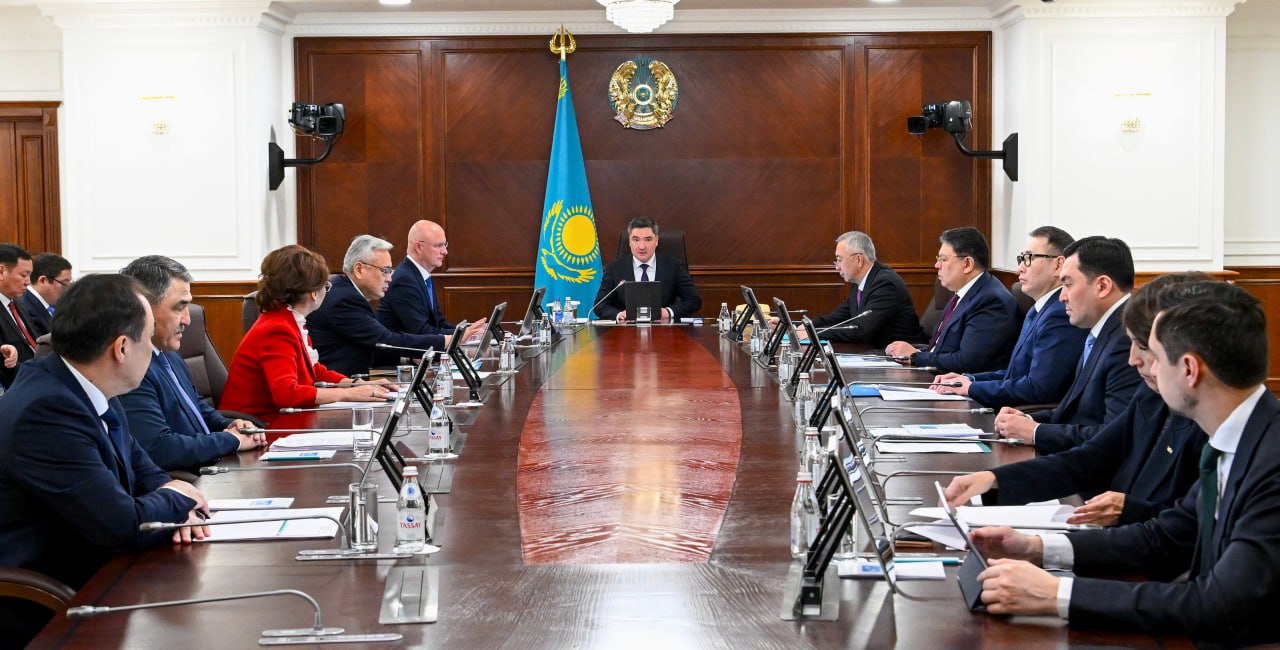 Әрбір министр мен әкімнен көзге көрінетіндей нақты нәтижелер керек – Олжас Бектенов