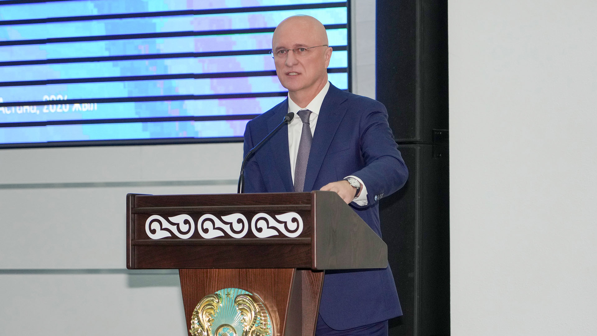 Склярдың қатысуымен өткен алқа отырысында көлік саласының ауқымды жоспарлары таныстырылды