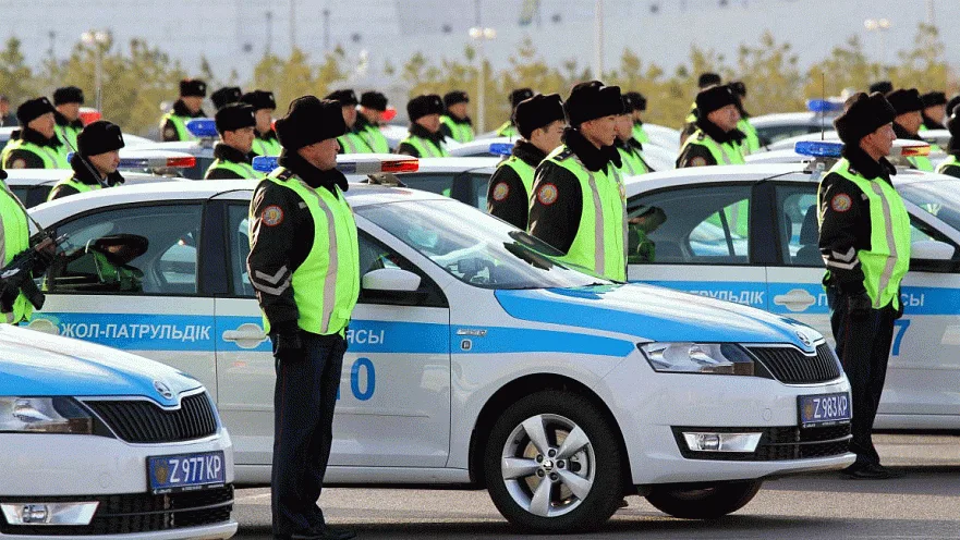 Алматыдағы Әл-Фараби даңғылындағы жол апаты: полиция басшылары лауазымынан босатылды, жүргізуші қамауға алынды