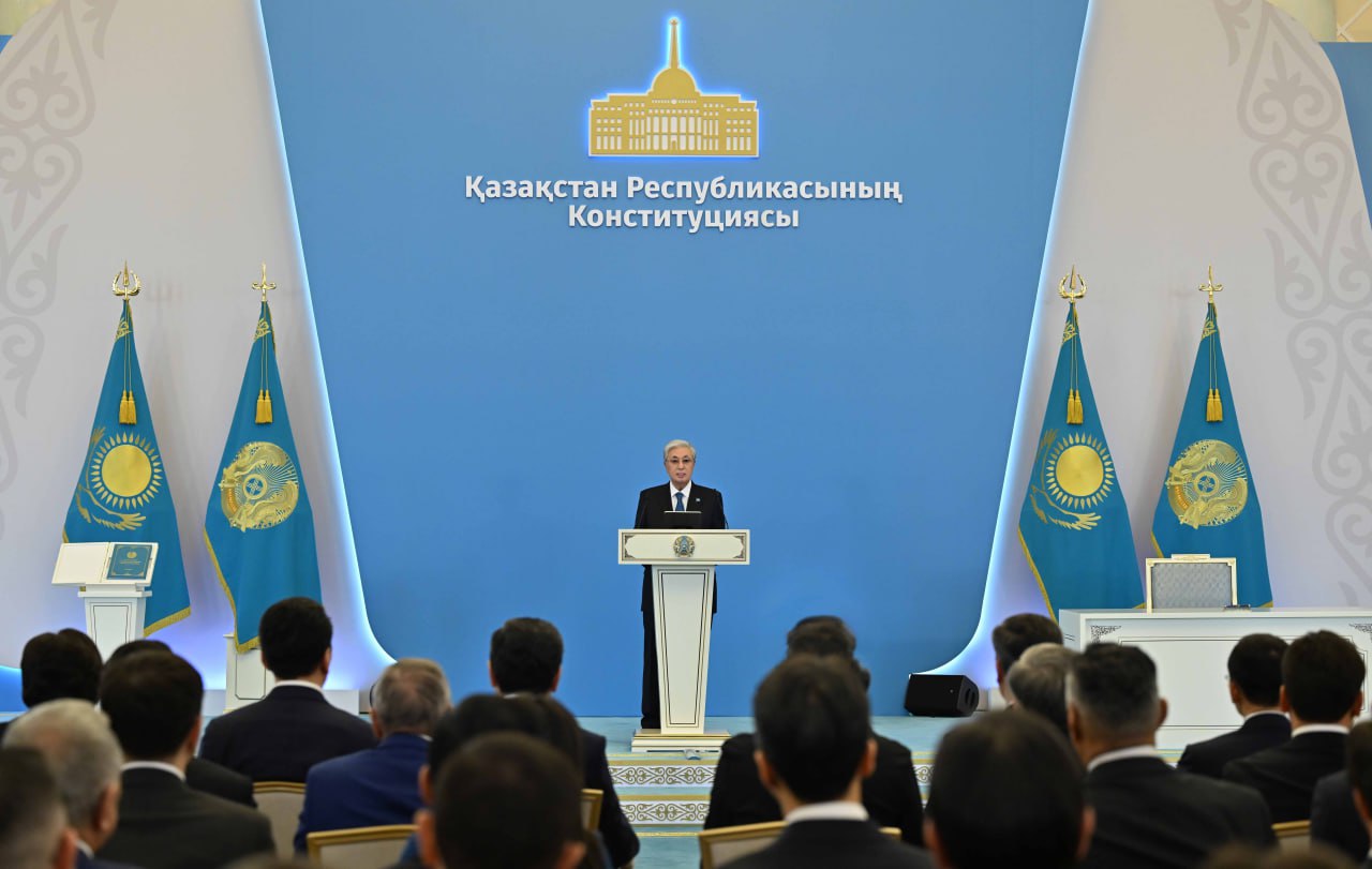 Президент әкімшілік рақымшылық туралы бастама көтерді