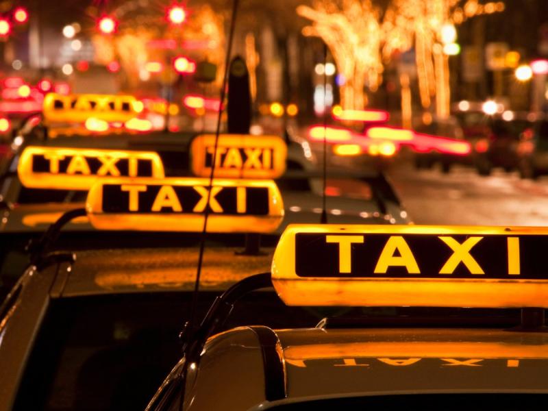 Такси тасымалдаушыларына жаңа талап: хабарлама беру ережесі өзгерді