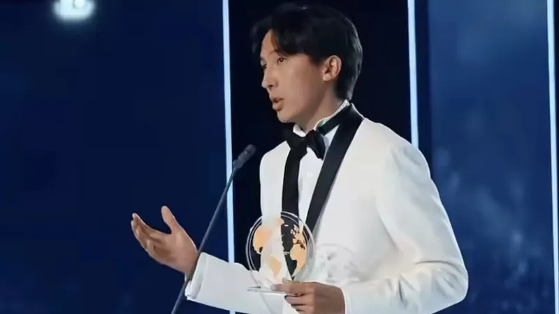 Қазақстандық блогер Дастан Мұхамедрақым әлемнің үздік тревел-блогері атанды