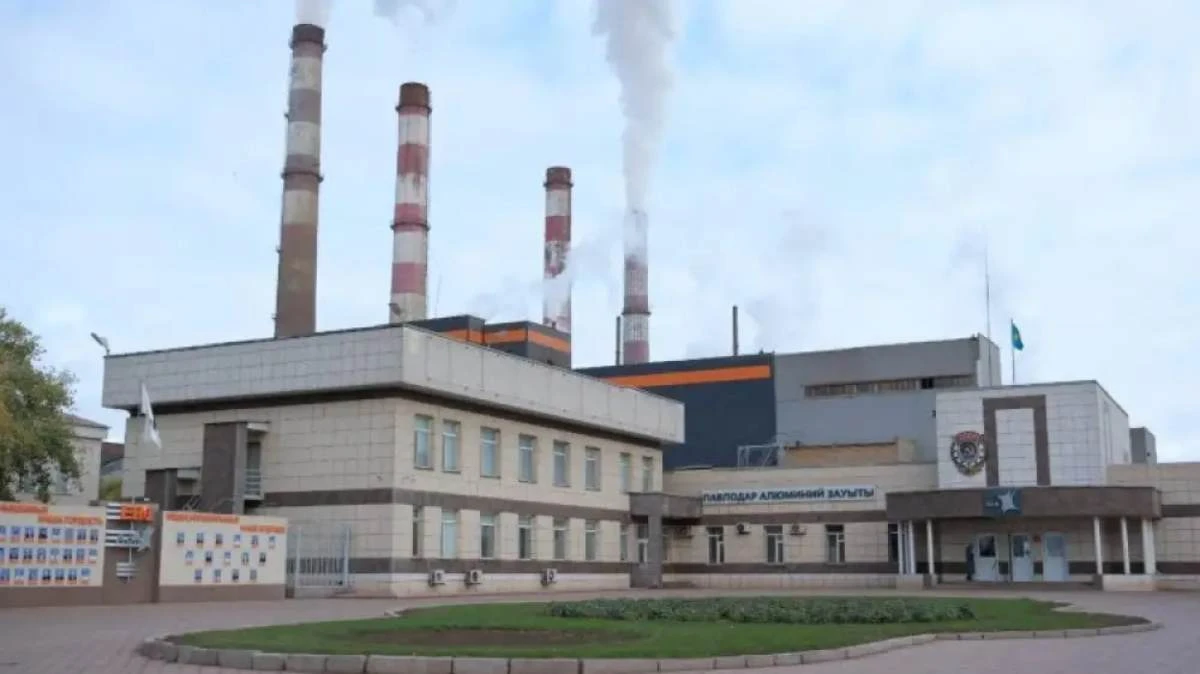 Павлодар алюминий зауытында екі жұмысшы зардап шекті