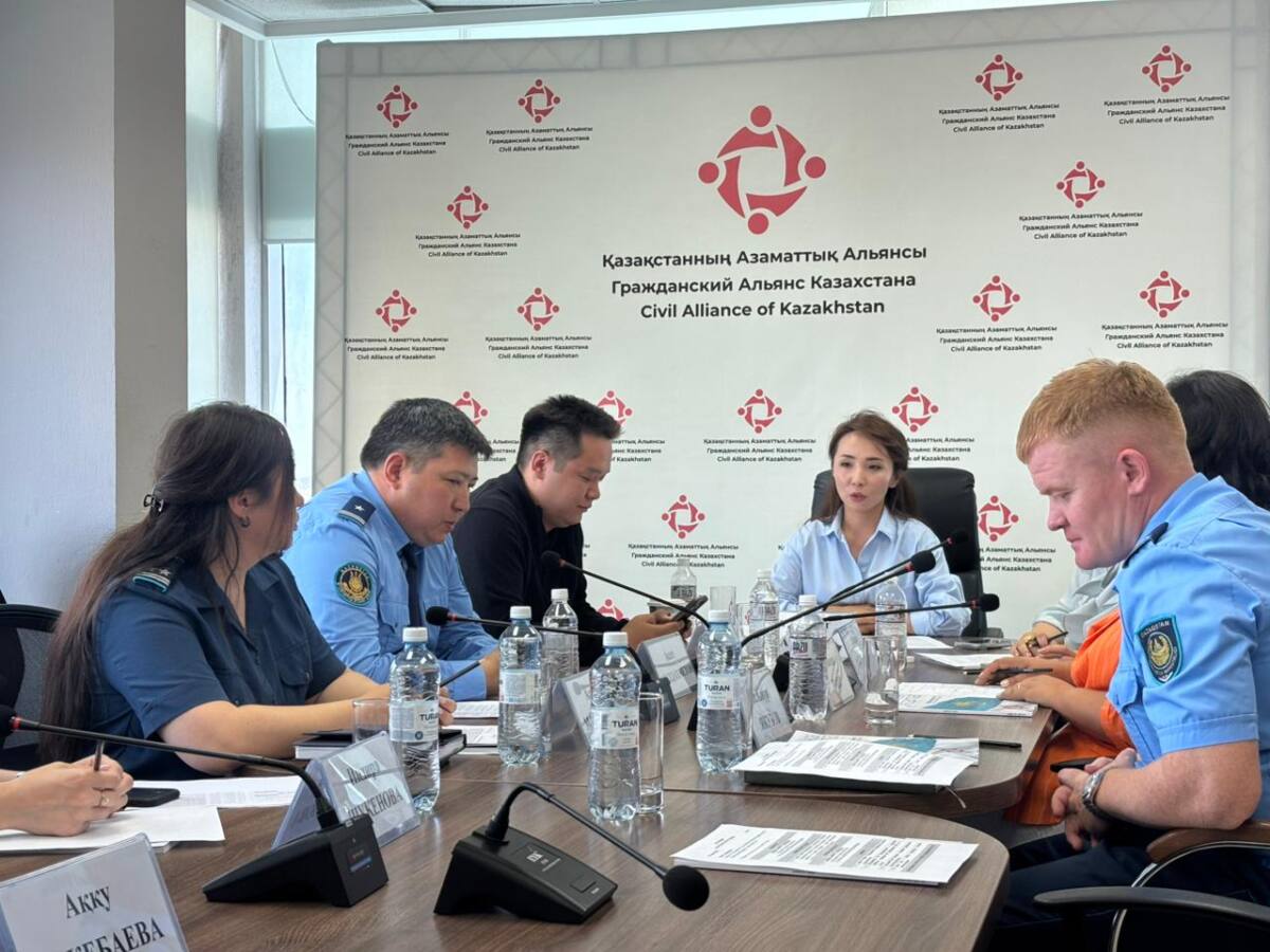 Астанада жастарды қайта әлеуметтендіру және бейімдеу мәселелері талқыланды