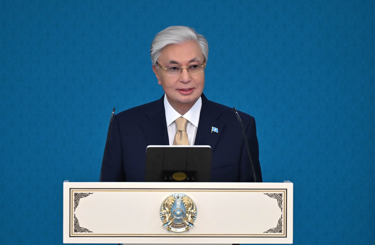 Ақордада дәрігерлерге құрмет көрсетілді: Тоқаев маңызды мәлімдеме жасады