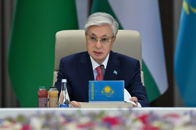 Тоқаев Орталық Азия мен Әзербайжан басшыларының кездесуінде өңірлік ынтымақтастықты күшейтуді ұсынды