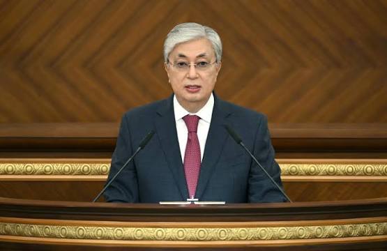 Тоқаев президент сайлауына қатысу-қатыспауына қатысты шешімін қашан айтатынын мәлімдеді