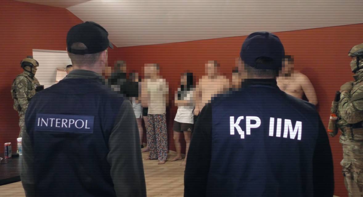 Жұмыс іздегендерді есірткі сатуға мәжбүрлеген халықаралық желі әшкереленді