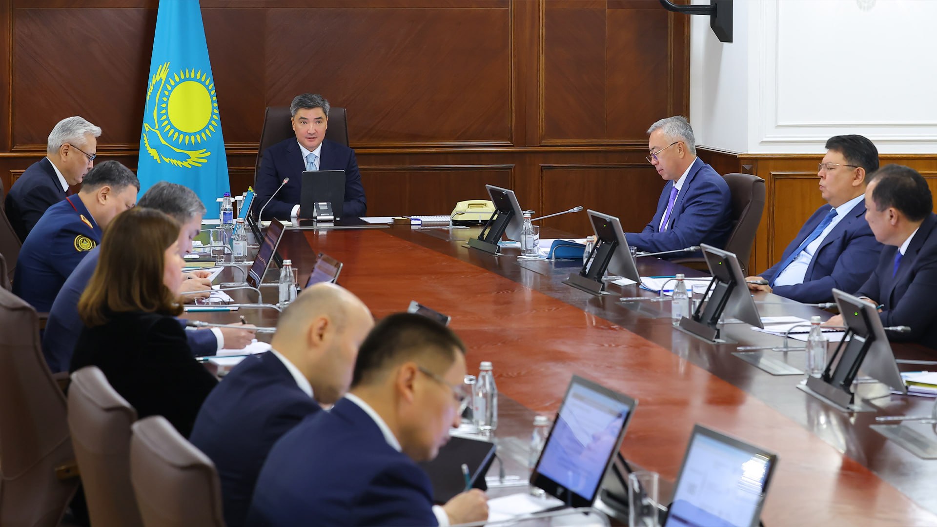 Әлеуметтік көмек бәріне бірдей берілмейді: Үкімет жаңа жүйені қарастырып жатыр