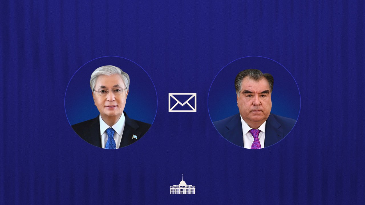 Тоқаев Тәжікстан Президентін Тәуелсіздіктің 35 жылдығымен құттықтады
